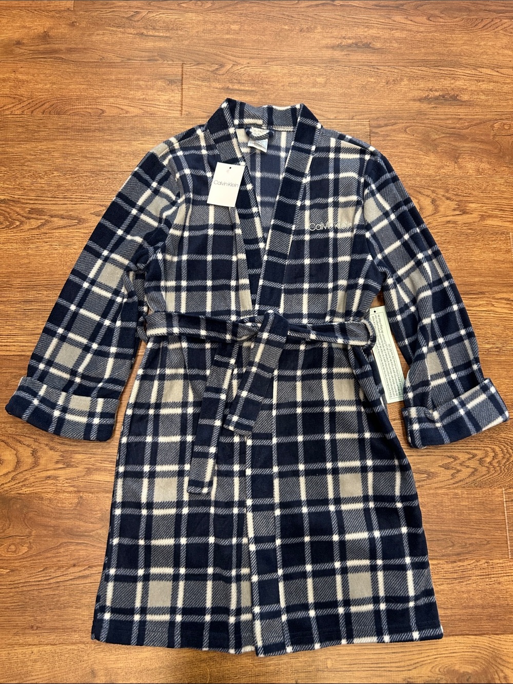 Calvin Klein Cozy Fleece Robe NWT Boys L (10-12) Plaid Navy Blue Gray White